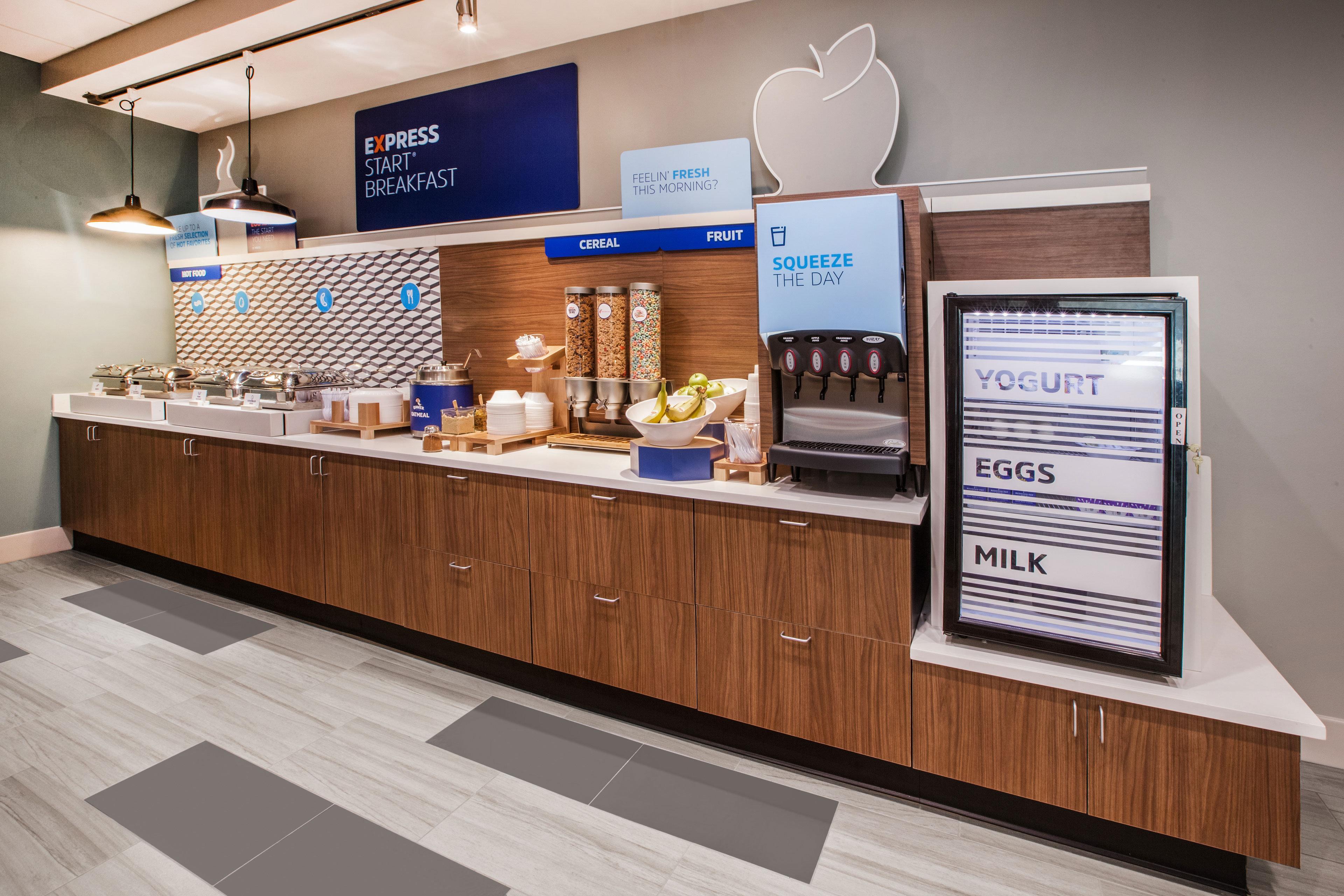 Holiday Inn Express Lawrence By Ihg Zewnętrze zdjęcie